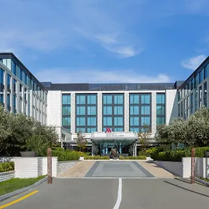 Marriott Boulevard מלון